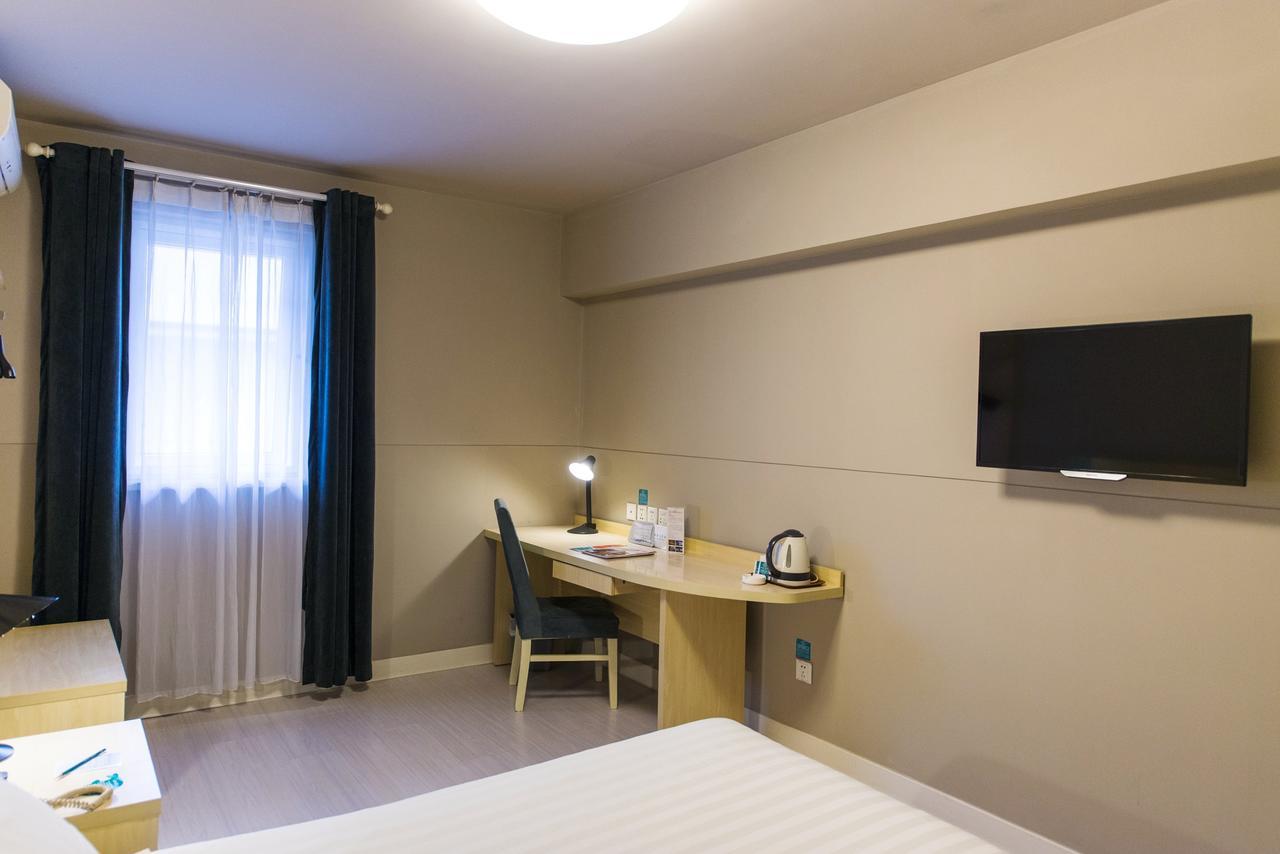 Jinjiang Inn Urumqi Hongqi Road Ngoại thất bức ảnh
